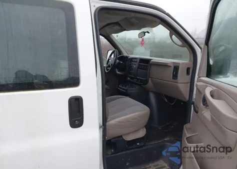 2007 Chevrolet Express Work Van из США, поврежденный, VIN 1GCFG15XX71228965